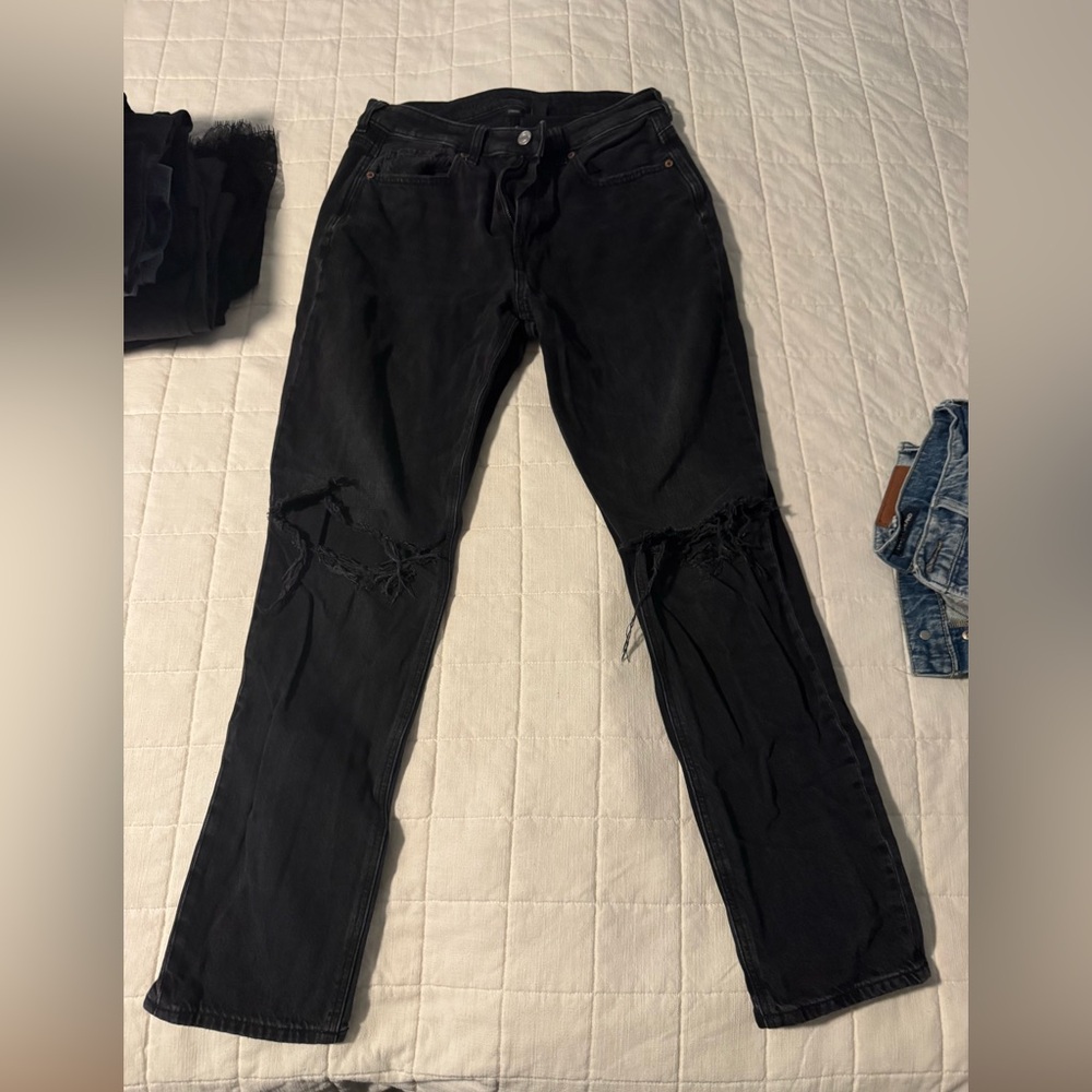 American Eagle Outfitters Black mom jeans